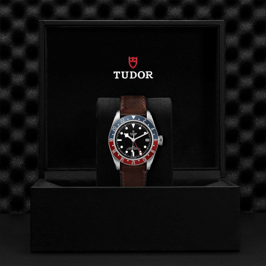 Montre Tudor Black Bay Gmt Bo Tier En Acier 41 Mm, Bracelet En Cuir Brun Terra Di Siena | TUDOR Best