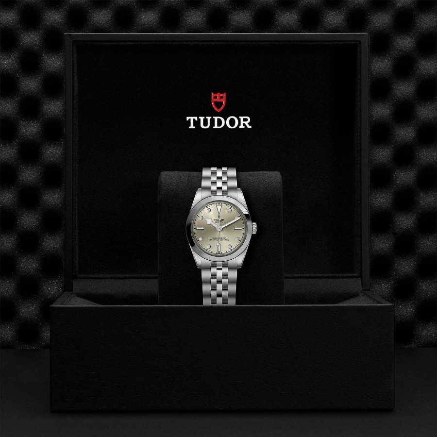 Montre Tudor Black Bay 31 Bo Tier En Acier, 31 Mm, Bracelet En Acier | TUDOR New