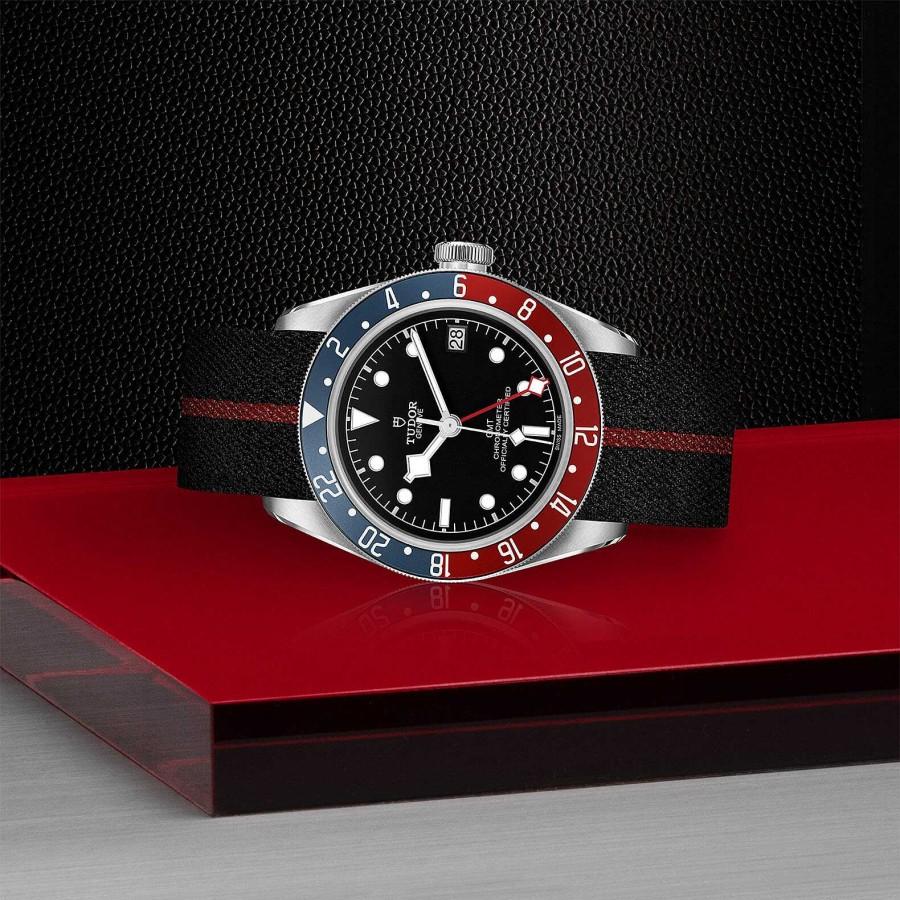 Montre Tudor Black Bay Gmt Bo Tier En Acier 41 Mm, Bracelet En Tissu | TUDOR New