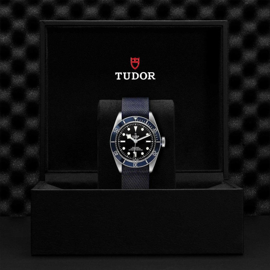 Montre Tudor Black Bay Bo Tier En Acier 41 Mm, Bracelet En Tissu Bleu | TUDOR Wholesale