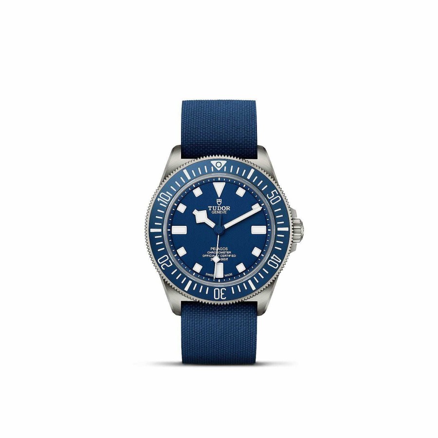 Montre Tudor Pelagos Fxd Lunette Tournante Bidirectionnelle, Bracelet En Tissu Bleu Marine | TUDOR Online