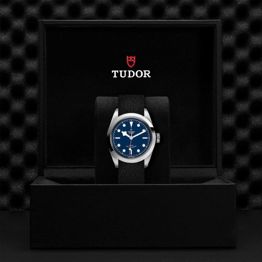 Montre Tudor Black Bay 41 Bo Tier En Acier 41 Mm, Bracelet En Tissu Noir | TUDOR Wholesale